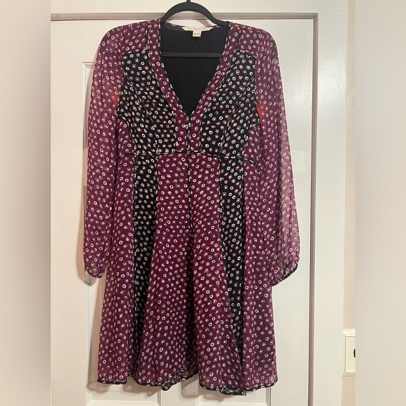 DIANE VON FURSTENBURG • IVETTA SILK BABYDOLL DRESS - Picture 4 of 10